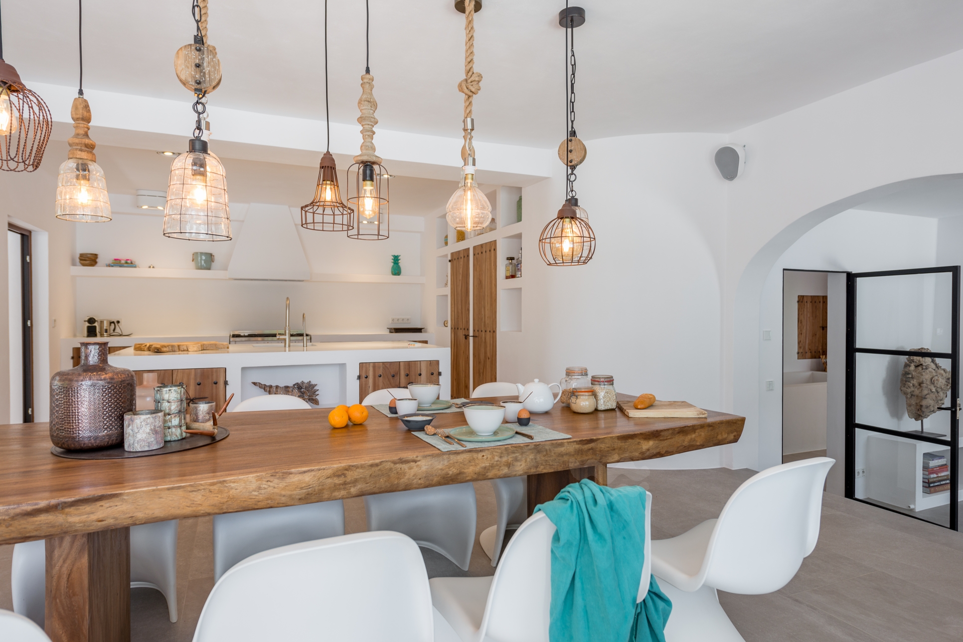 Meera, Cala Vadella 16