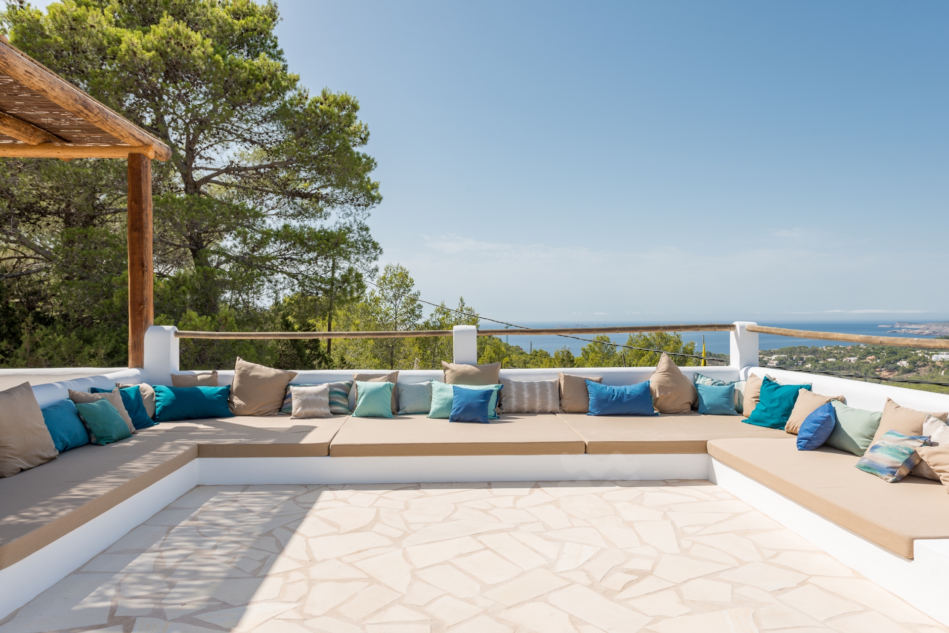 Meera, Cala Vadella 50