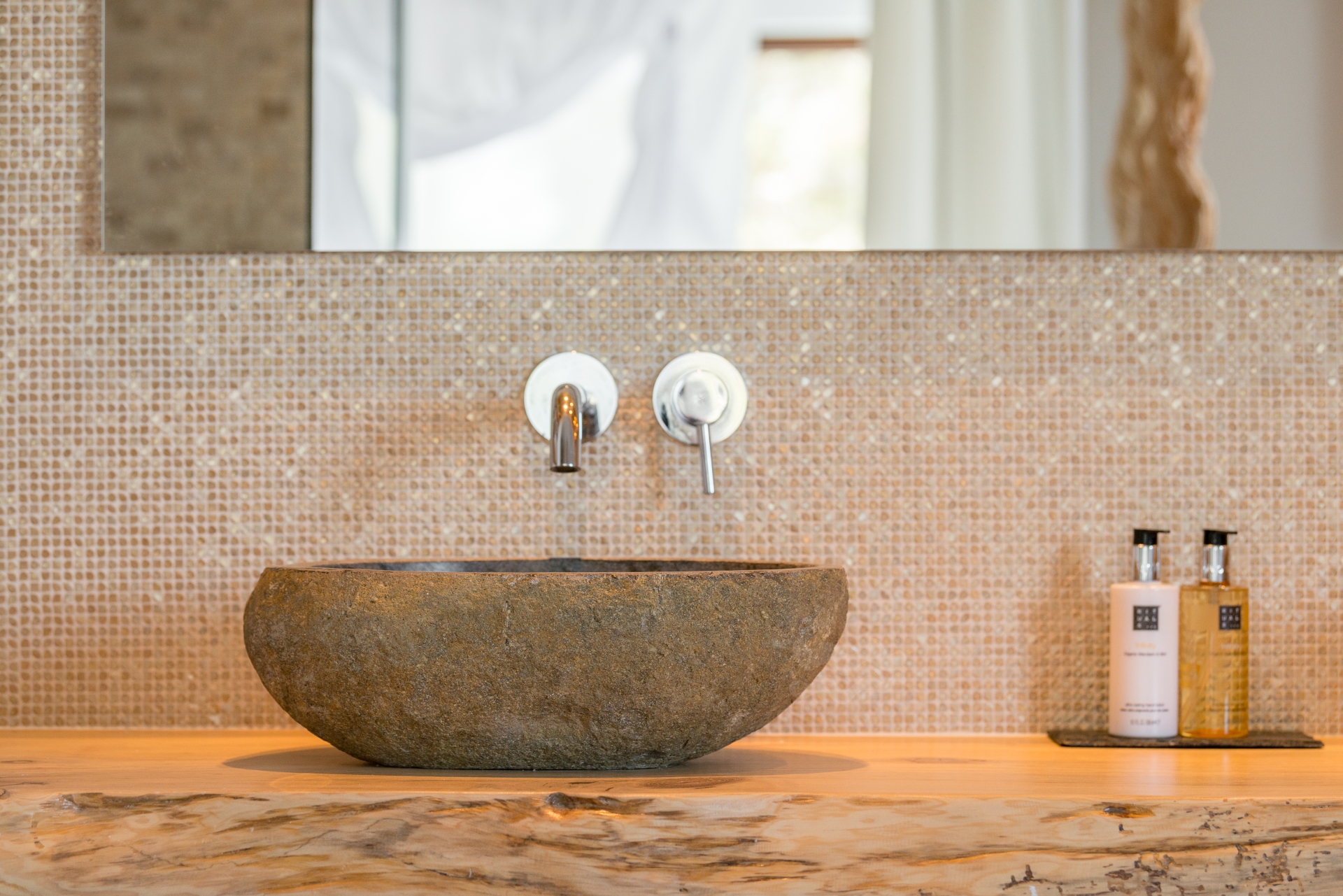 Meera, Cala Vadella 41