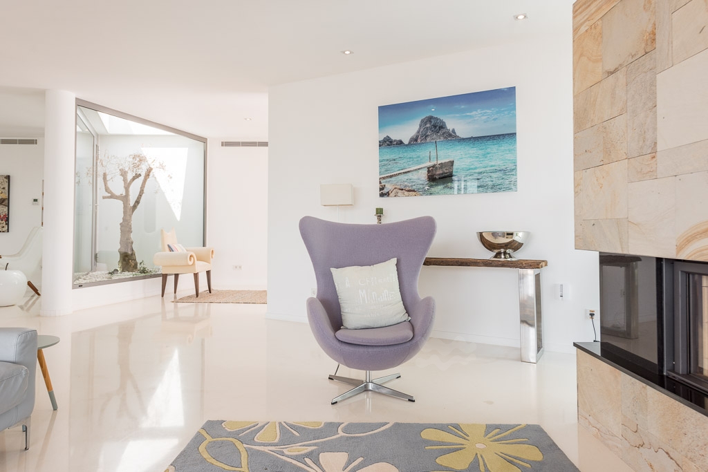 Joanna, Es Cubells 23