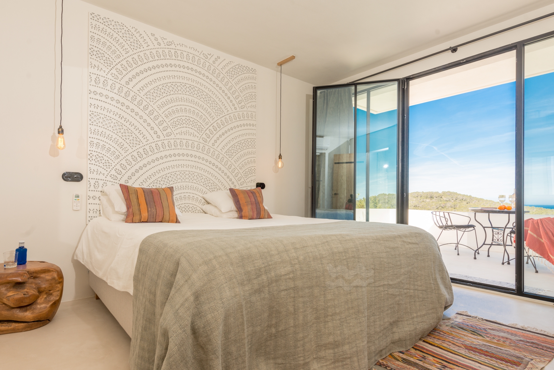 Sophia, Cala Tarida 37