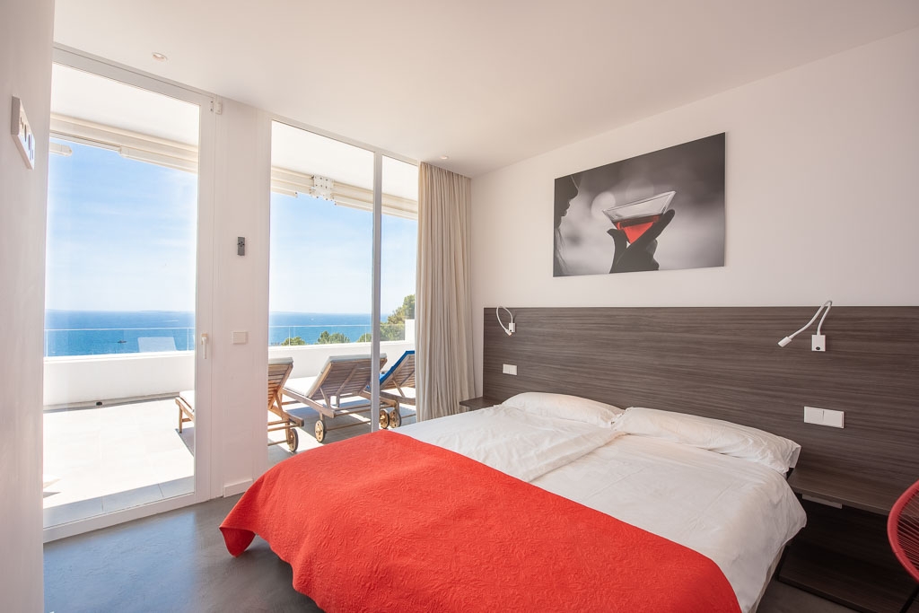 Audrey, Roca Llisa 44