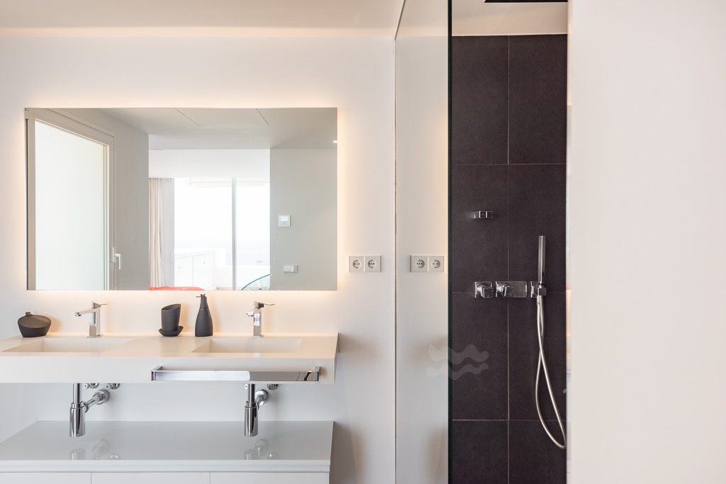 Audrey, Roca Llisa 46