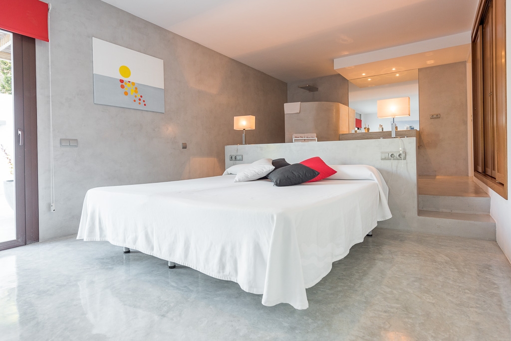 Lily, Cala Salada 81