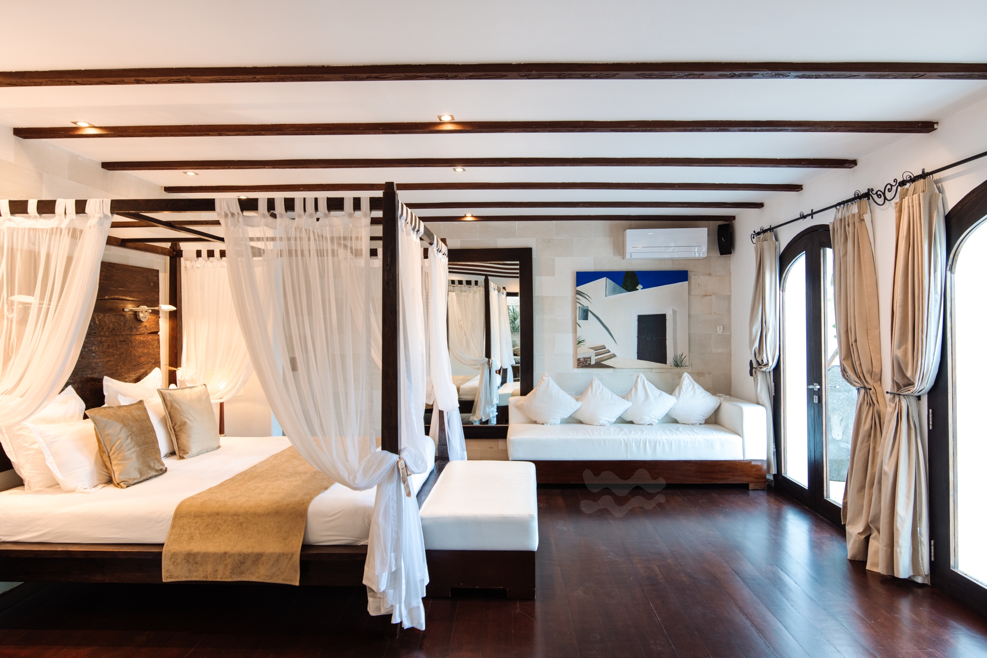 Adilah, San Miguel 29