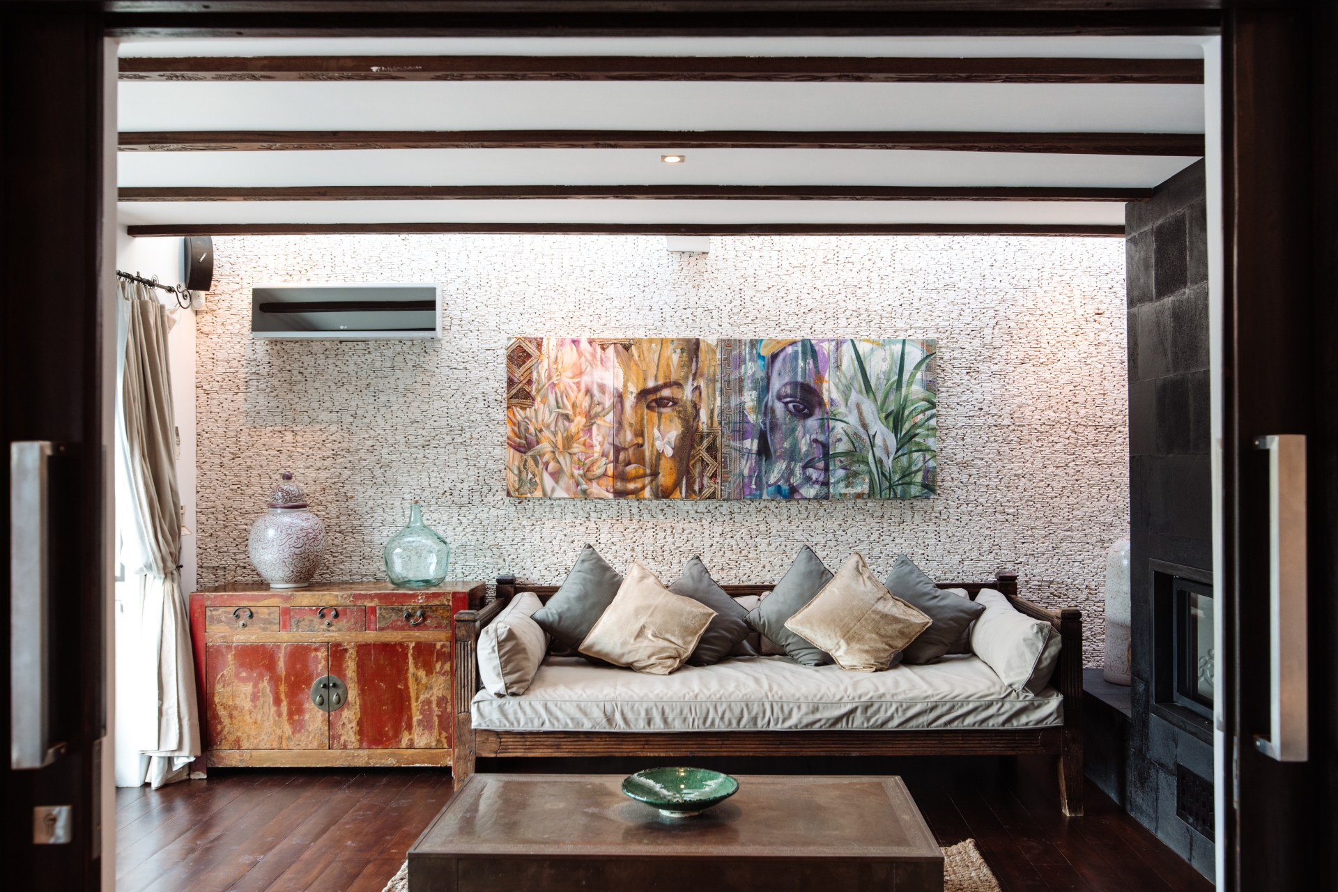 Adilah, San Miguel 11