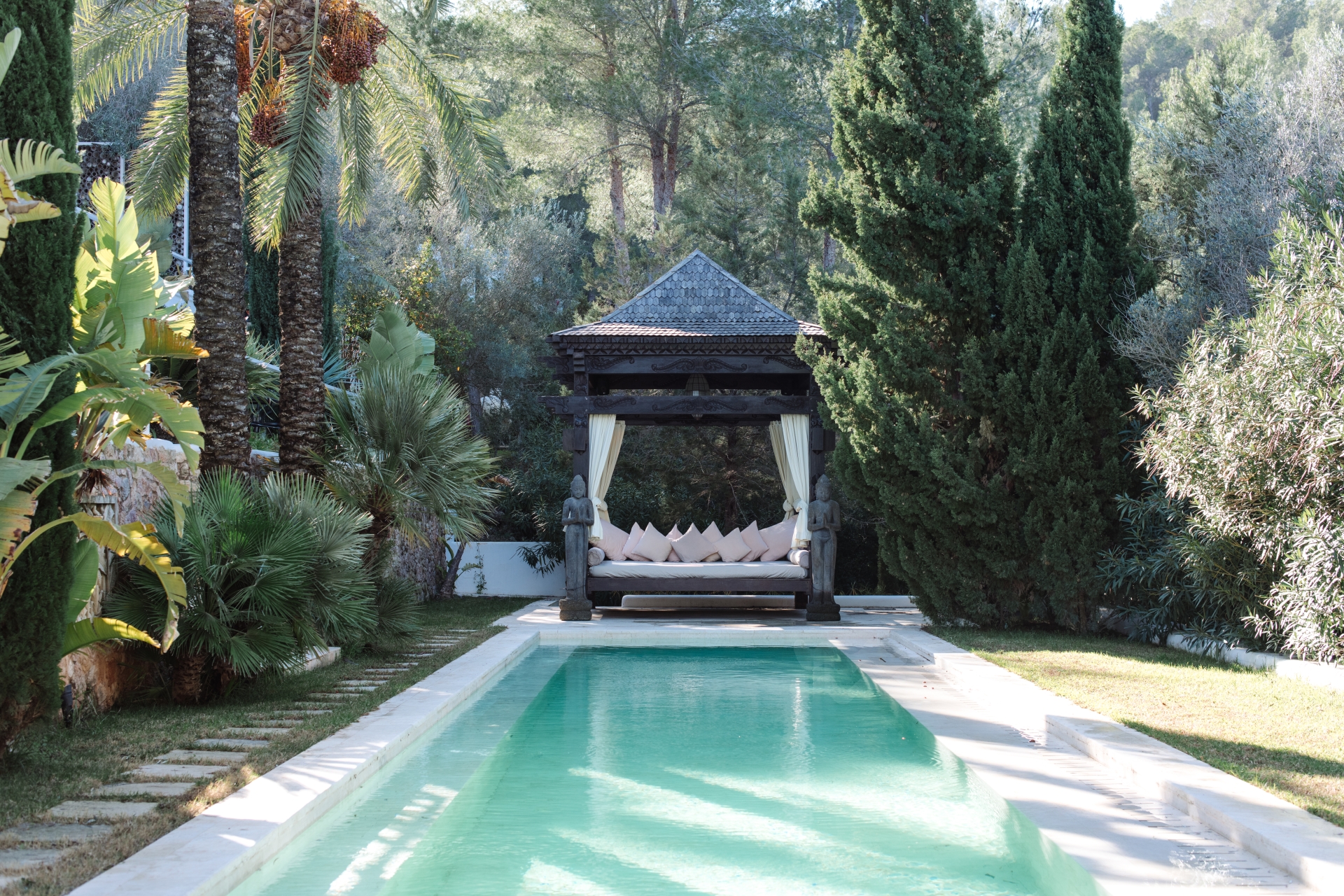 Adilah, San Miguel 1