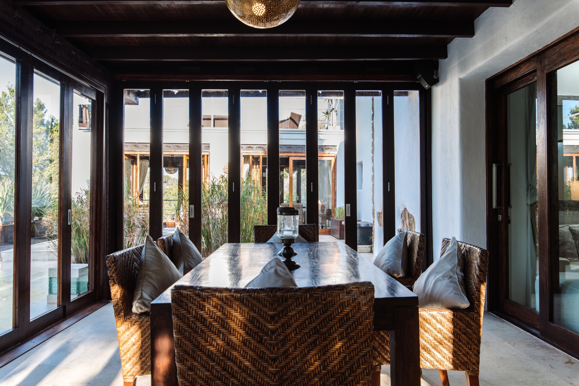 Adilah, San Miguel 12