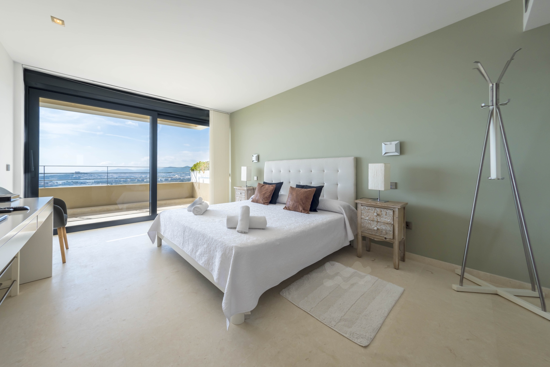 Rowan, Can Pep Simo 40