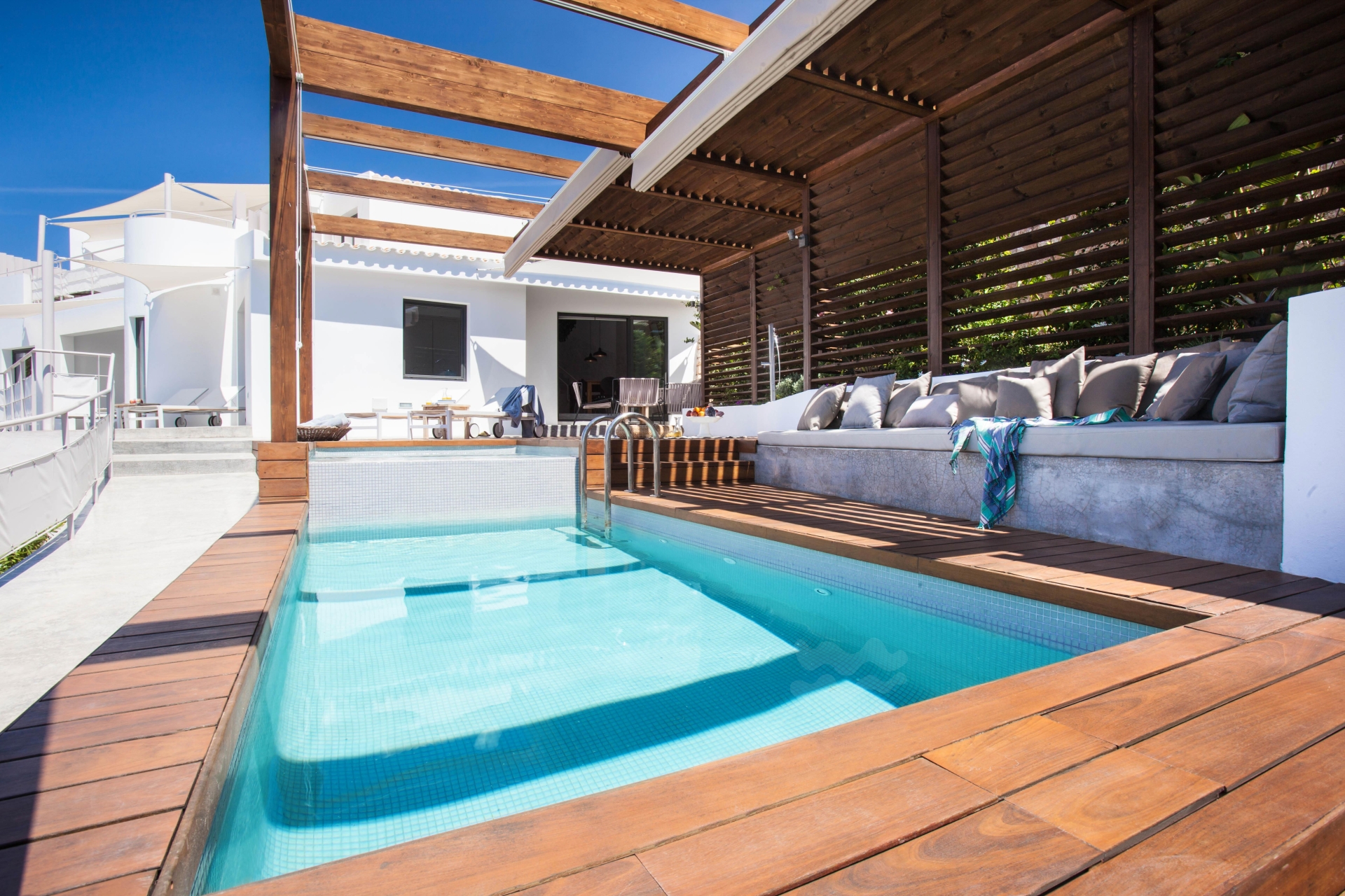 Micha, Vista Alegre 9