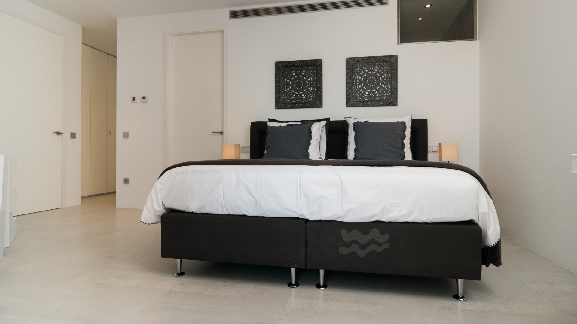 Nadine, Es Cubells 58