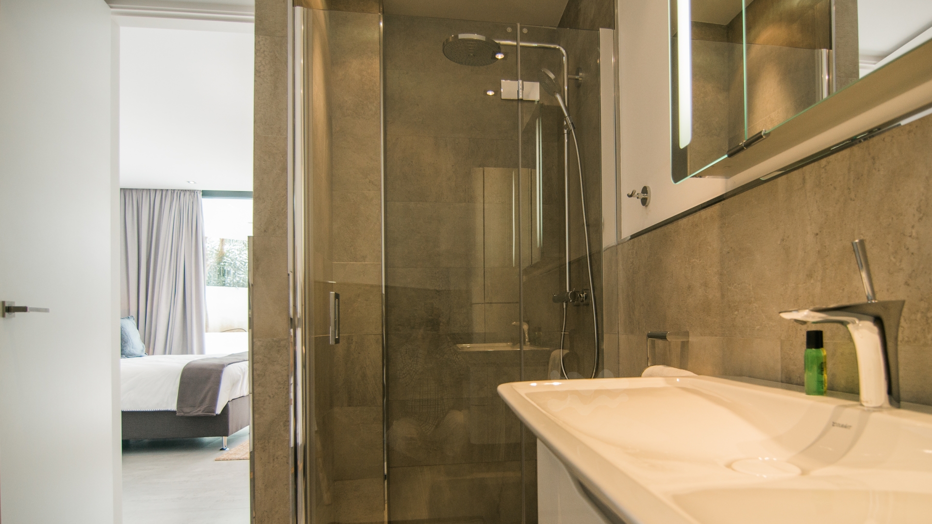 Nadine, Es Cubells 77