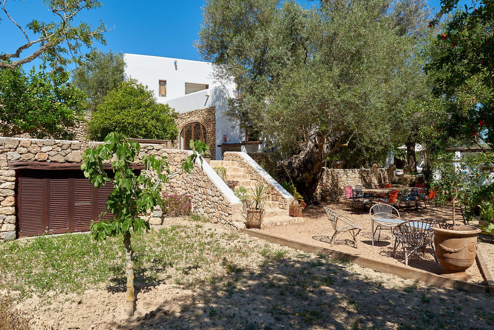 Josephine, San Augustin 28