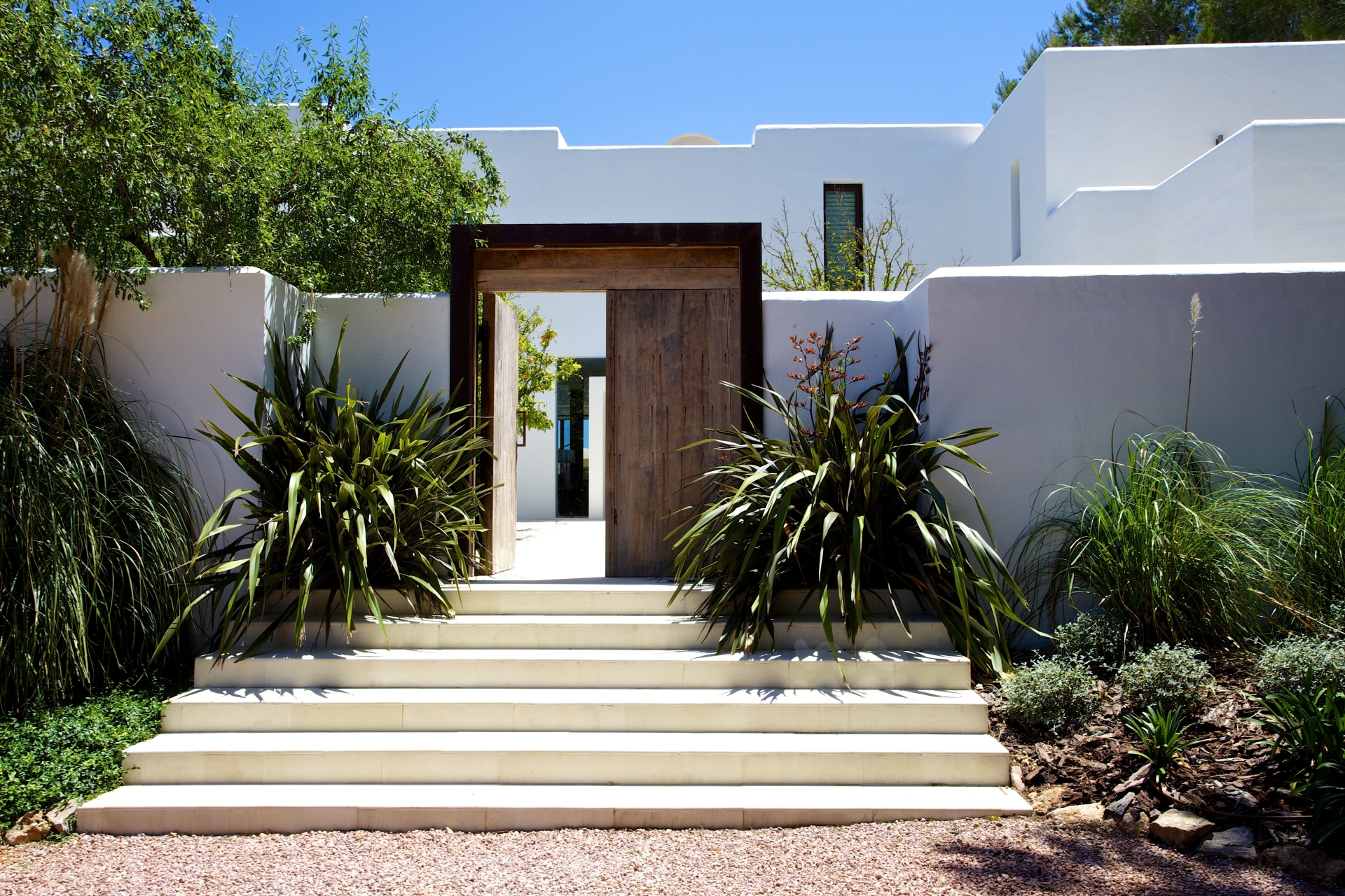 Elisa, Santa Gertrudis 56