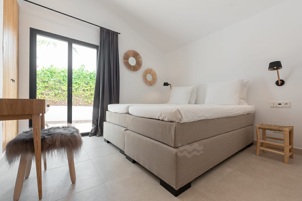 Lesley, Sa Carroca 76