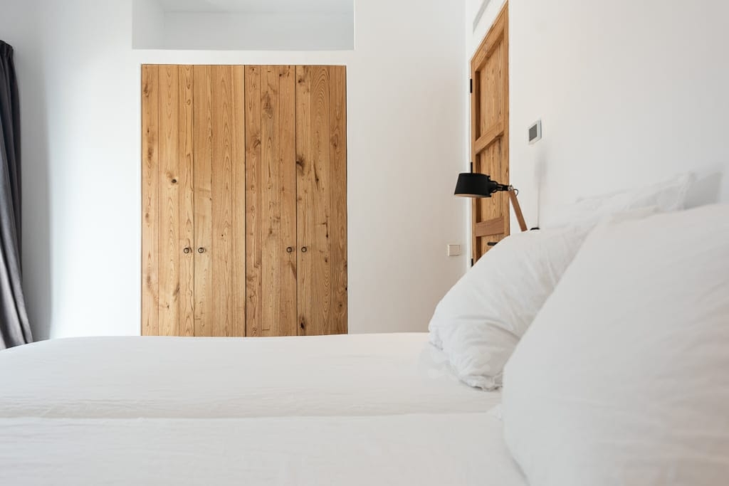 Lesley, Sa Carroca 81