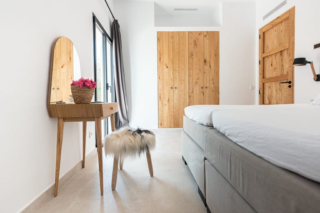 Lesley, Sa Carroca 82