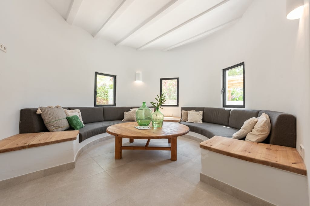 Lesley, Sa Carroca 28