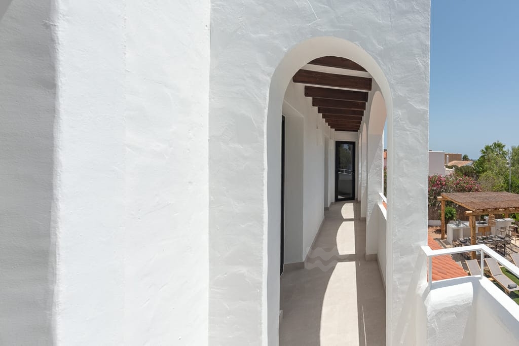 Lesley, Sa Carroca 101