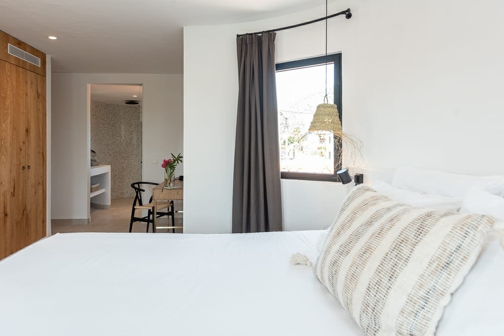 Lesley, Sa Carroca 60