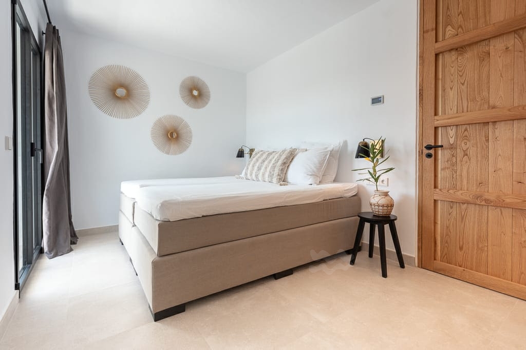 Lesley, Sa Carroca 69