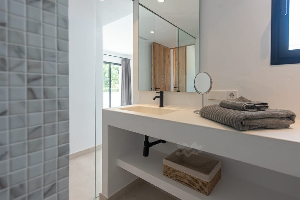 Lesley, Sa Carroca 78