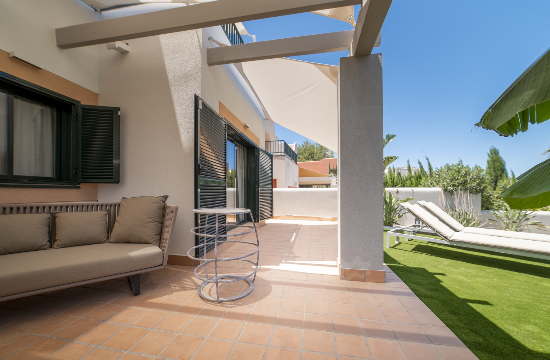 Nienke, Cala Tarida 38