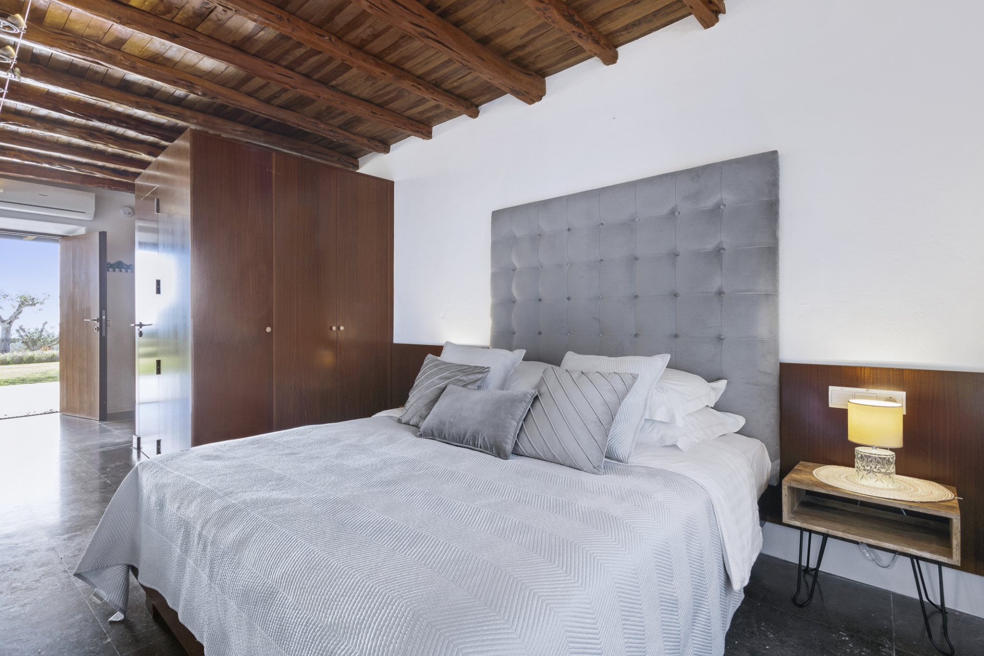 Sanna, San Carlos 63