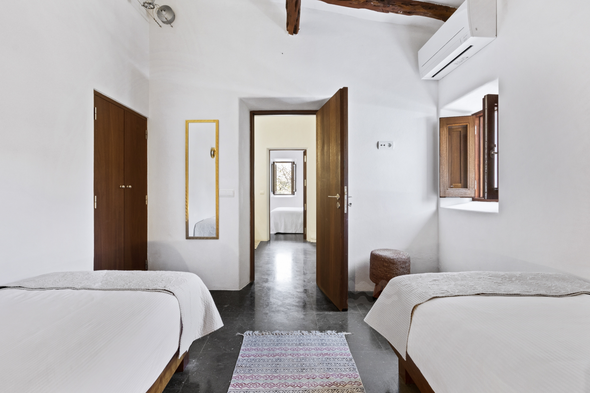 Sanna, San Carlos 120