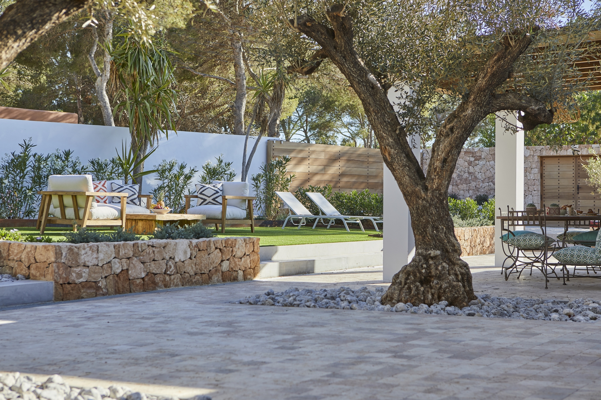 Bonnie, Cala Jondal 9