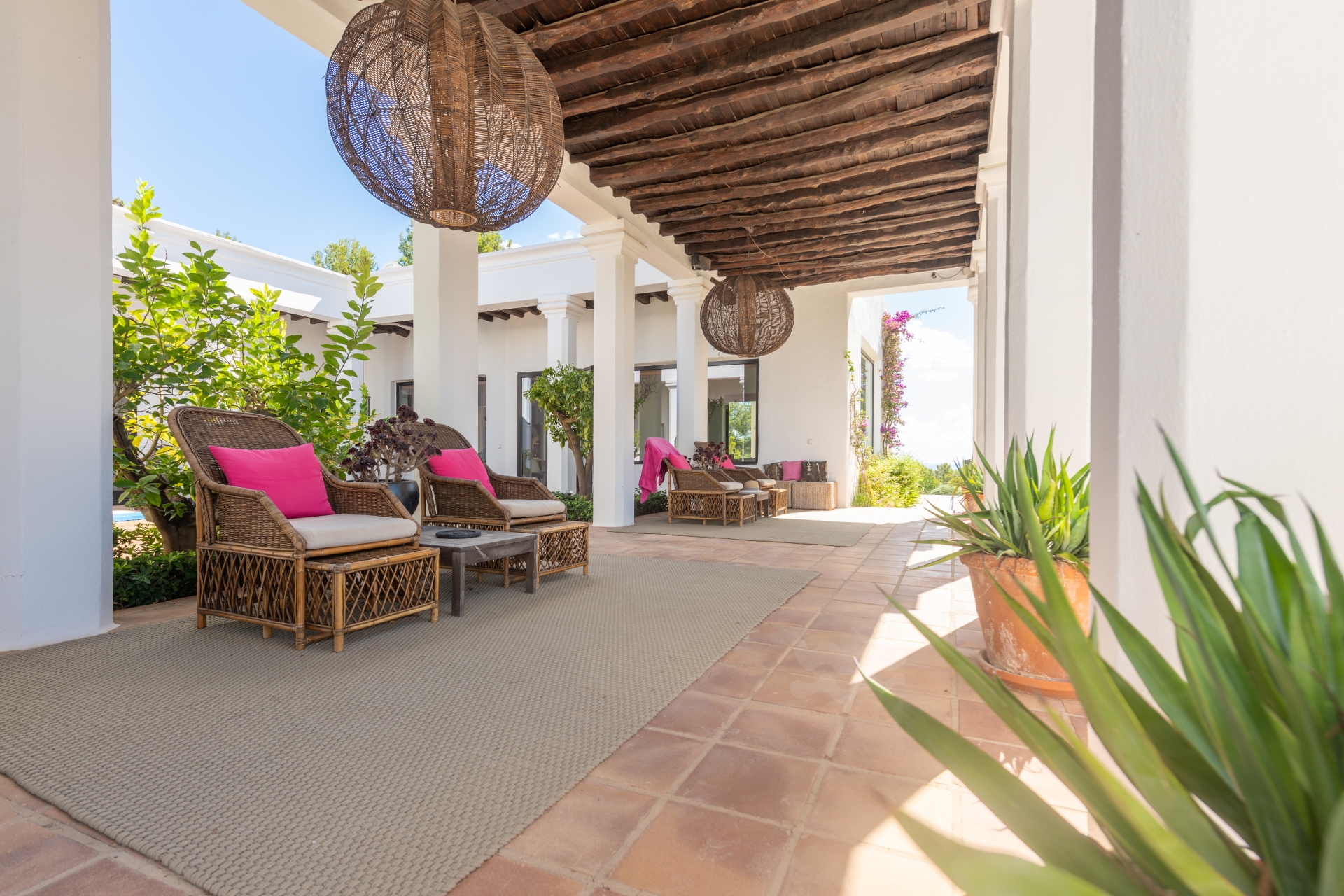 Nuria, Santa Gertrudis 33