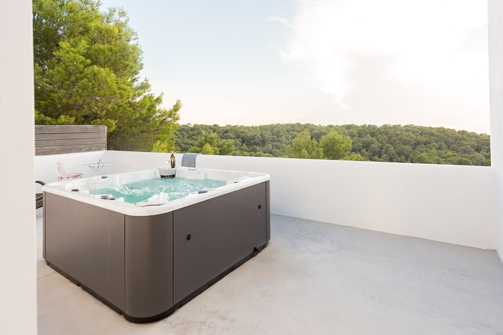 Lily, Cala Salada 42