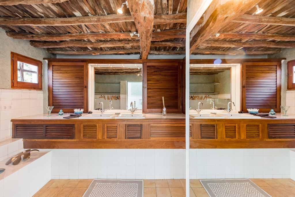 Ana, Santa Gertrudis 53