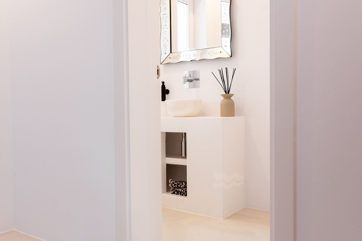 Blake, Can Furnet 108