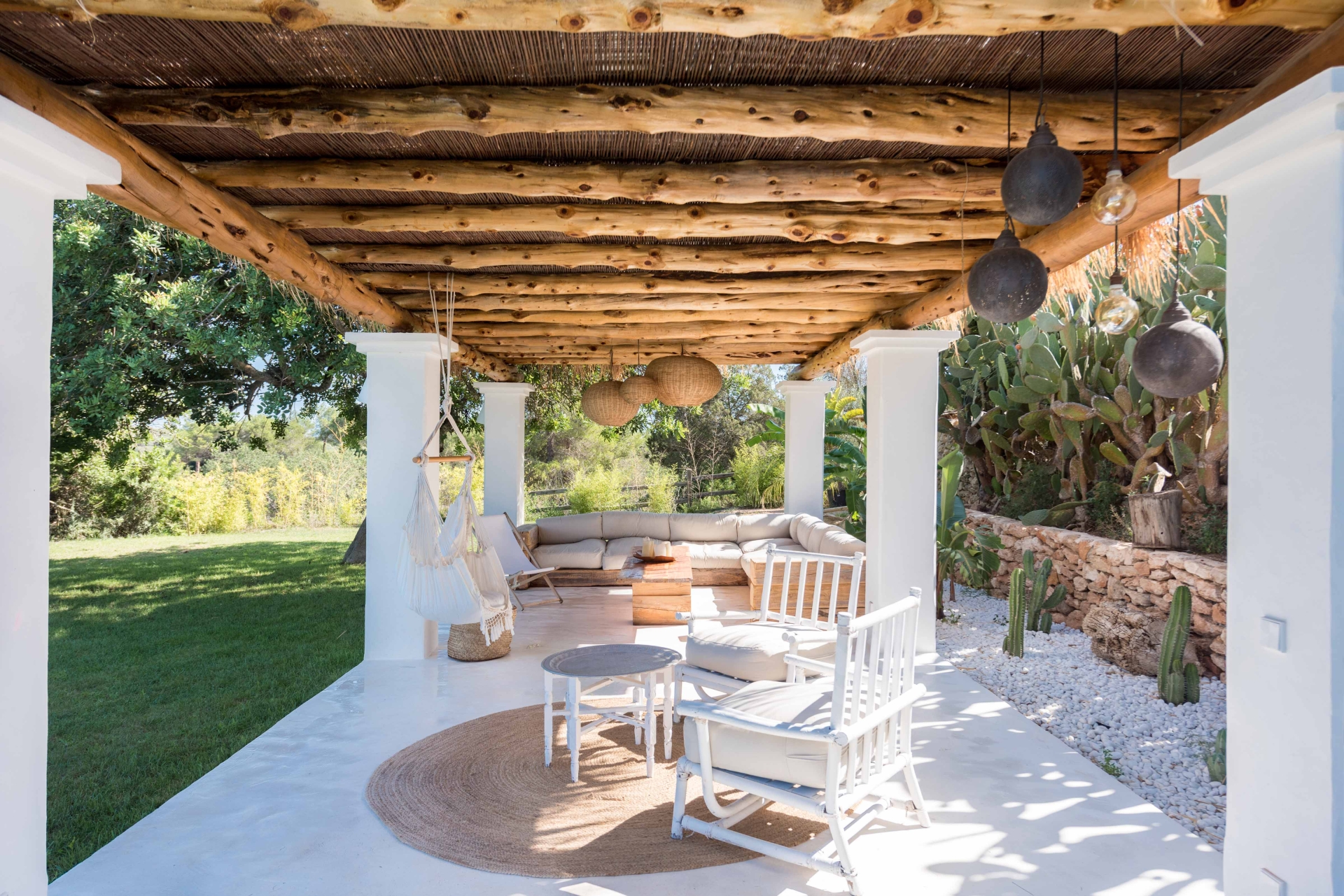 Aurora, Santa Gertrudis 7