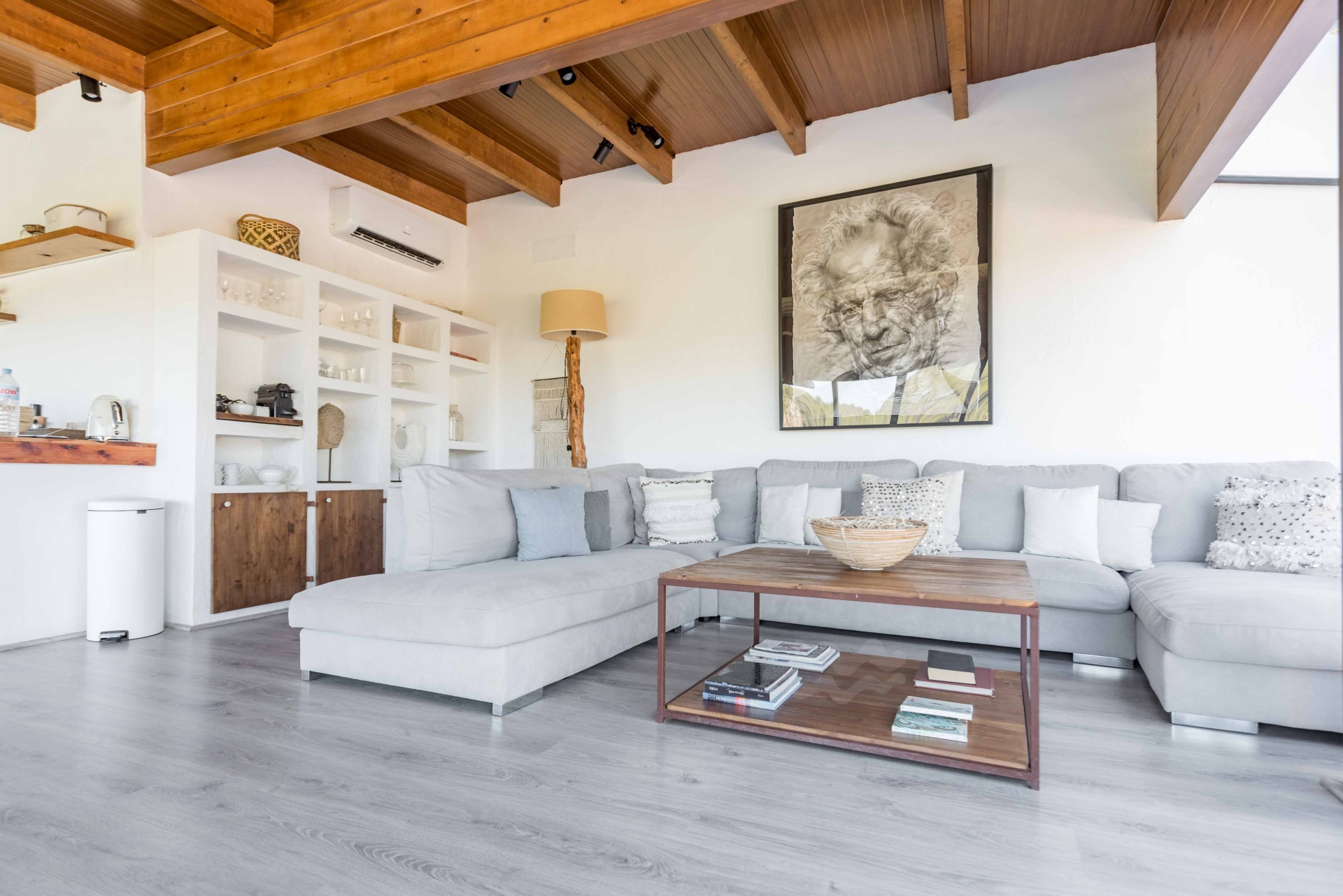 Aurora, Santa Gertrudis 22