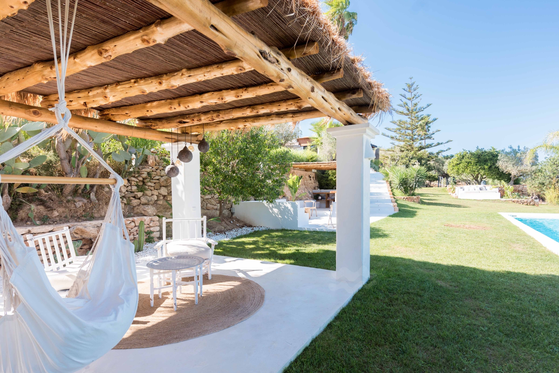 Aurora, Santa Gertrudis 10