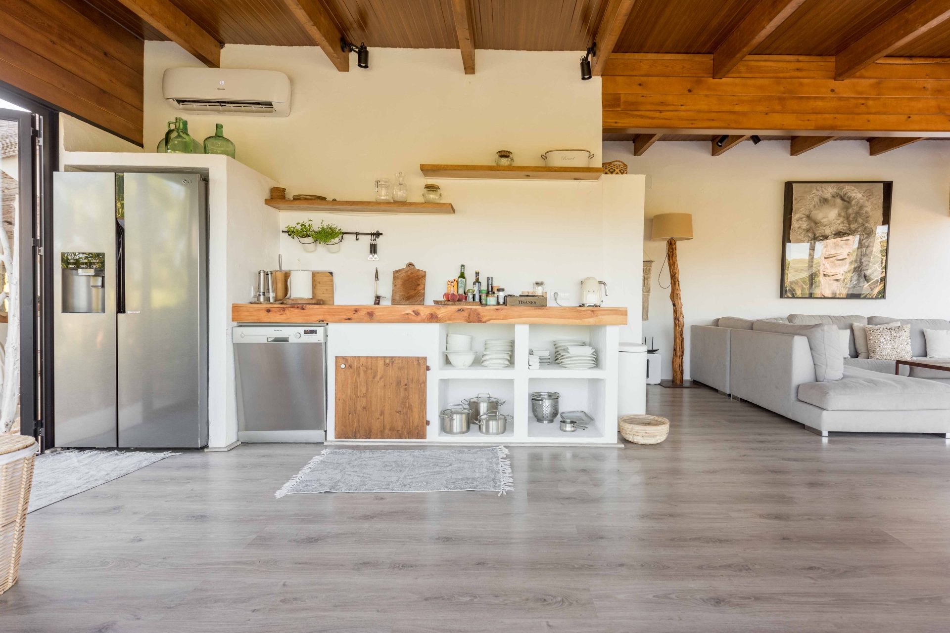 Aurora, Santa Gertrudis 23