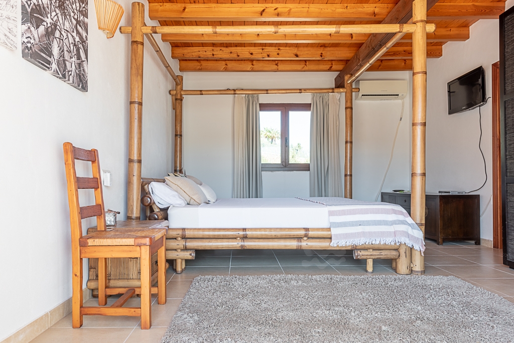 Yarah, Santa Eulalia 24