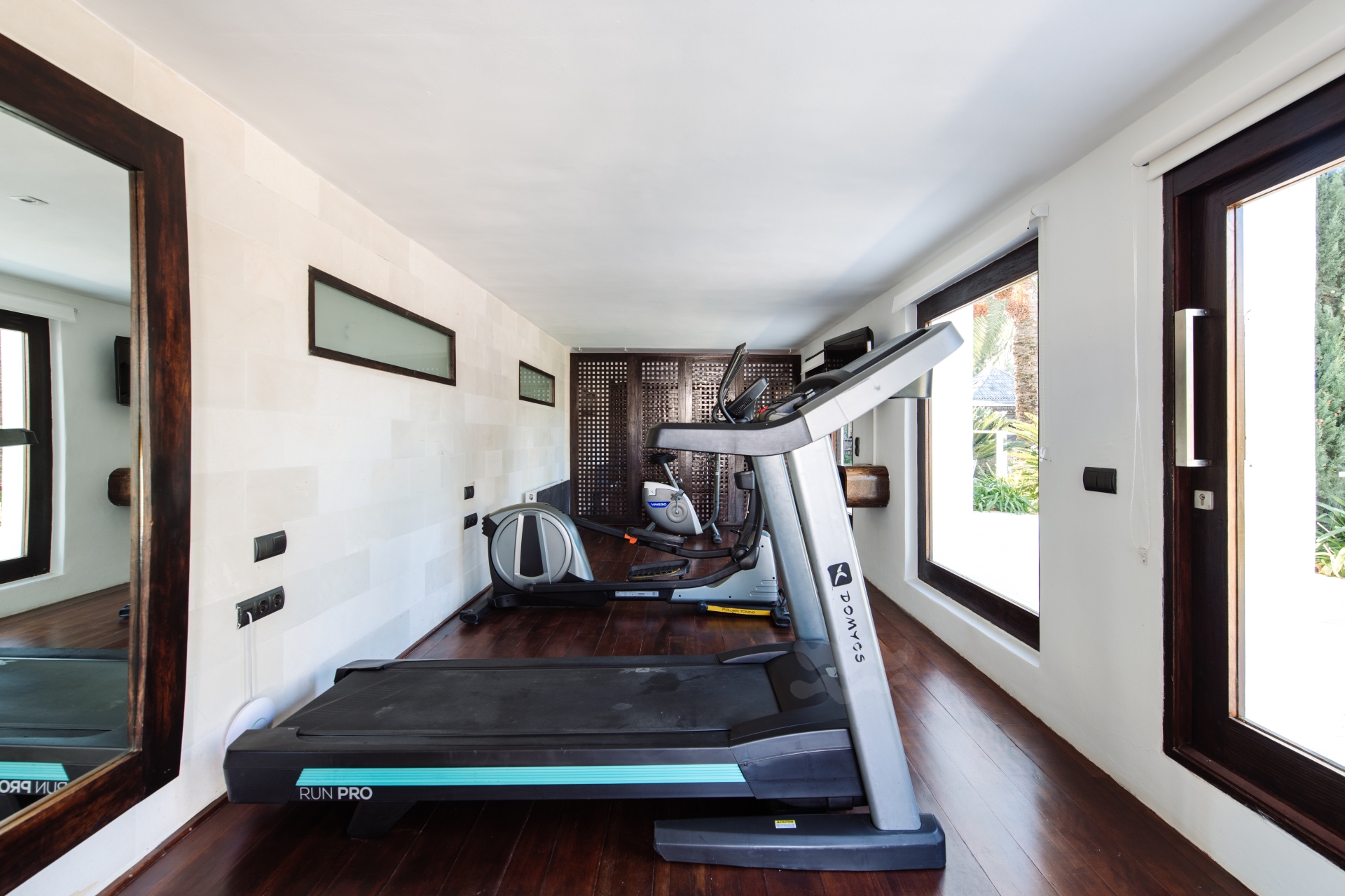 Adilah, San Miguel 31