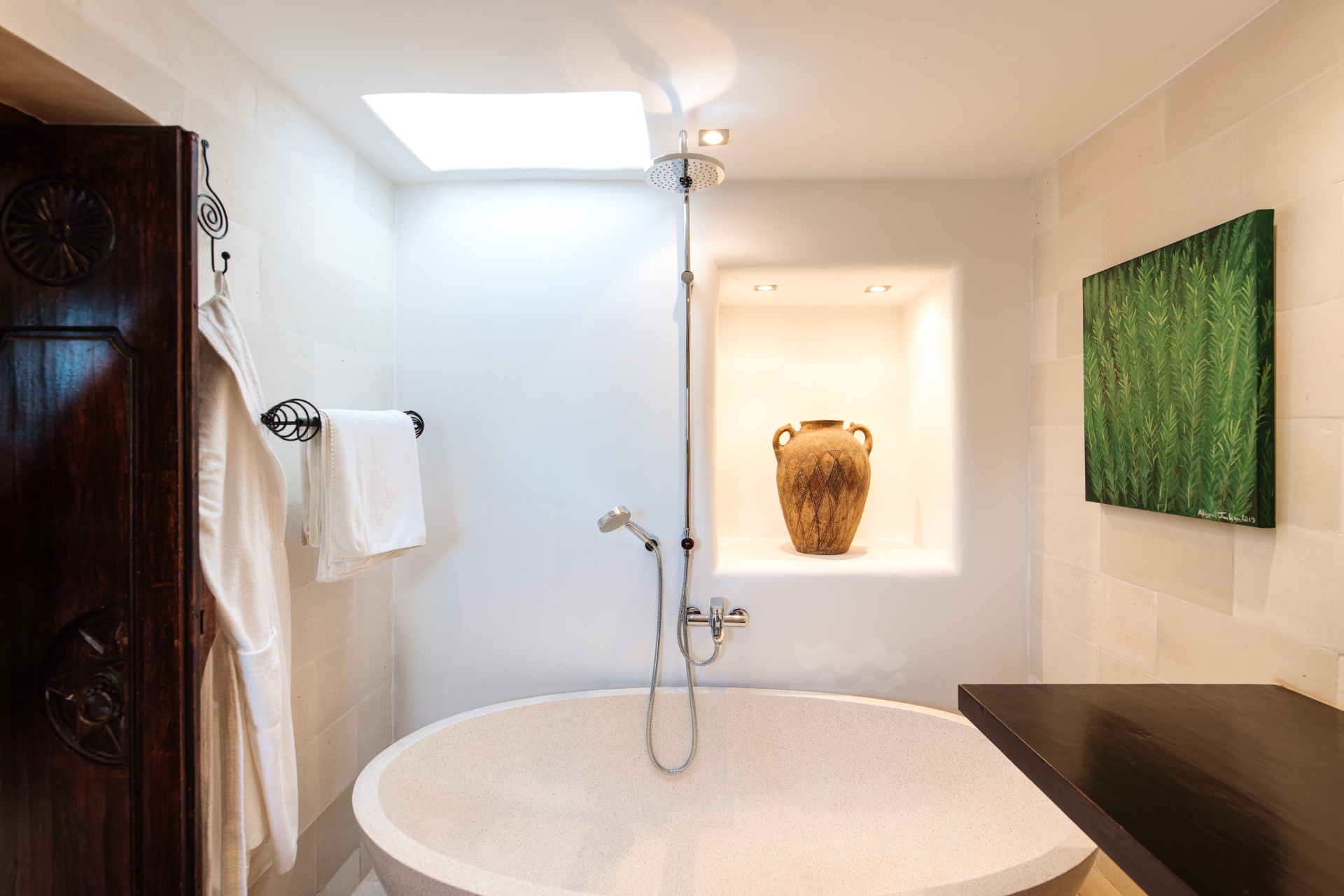 Adilah, San Miguel 25