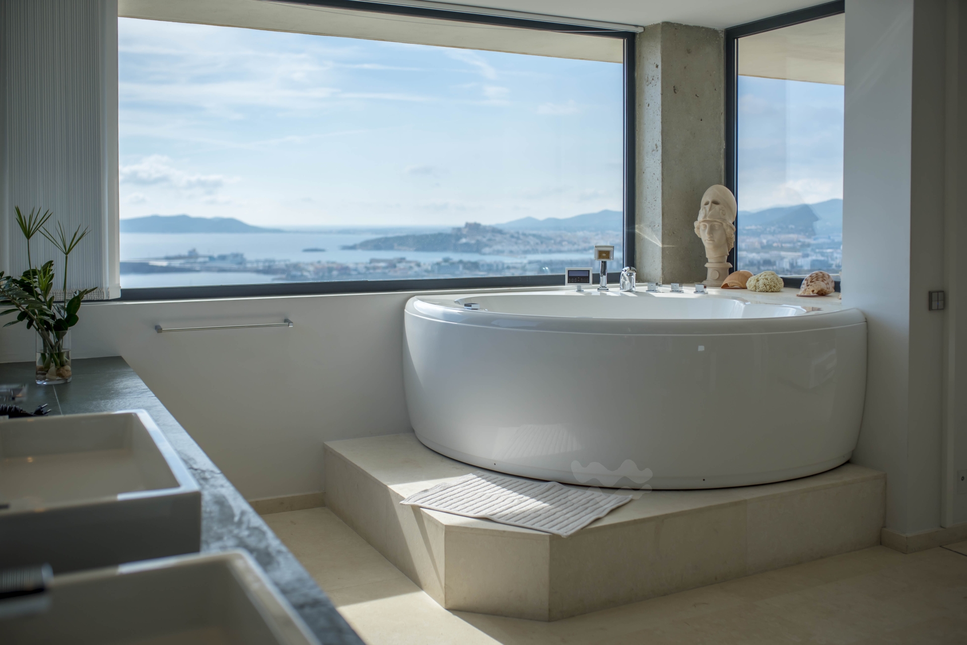 Rowan, Can Pep Simo 52