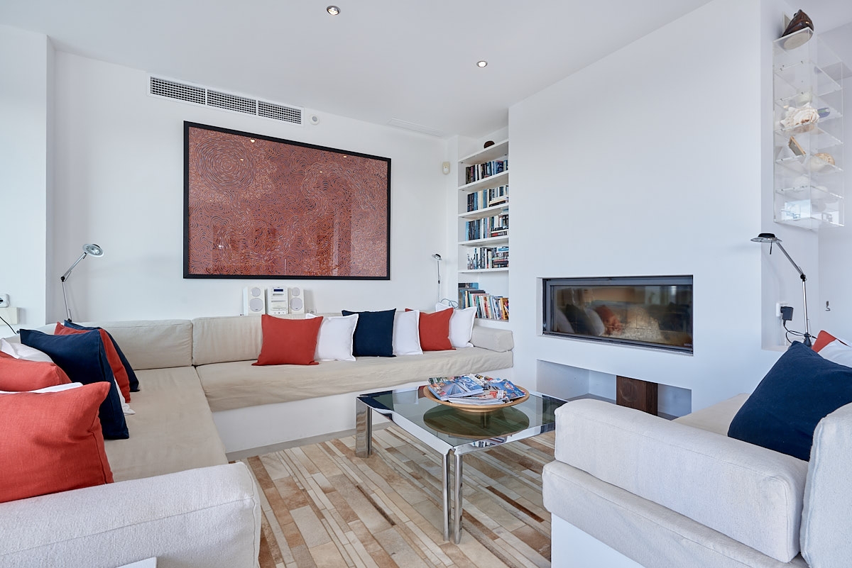 Josie, Cala Tarida 23