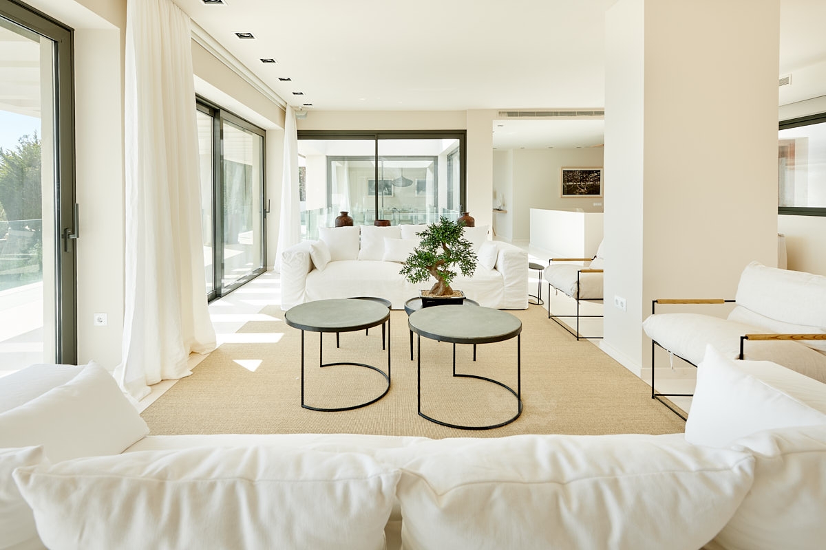 Emilia, Roca Llisa 31