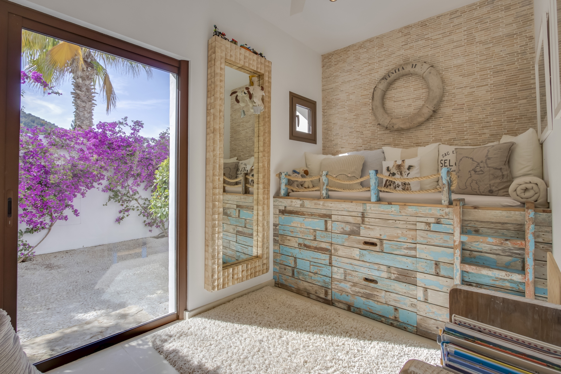 Elisa, Santa Gertrudis 54