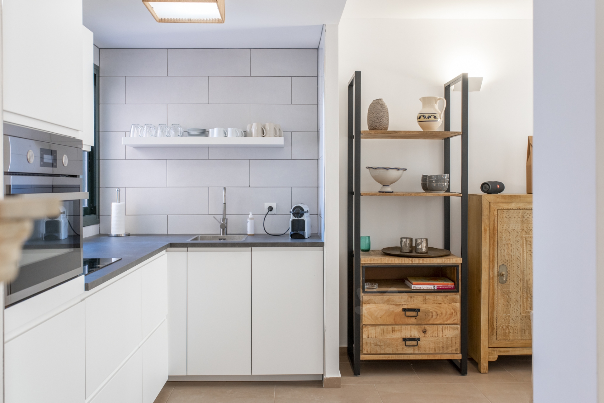 Floor, Cala Tarida 8