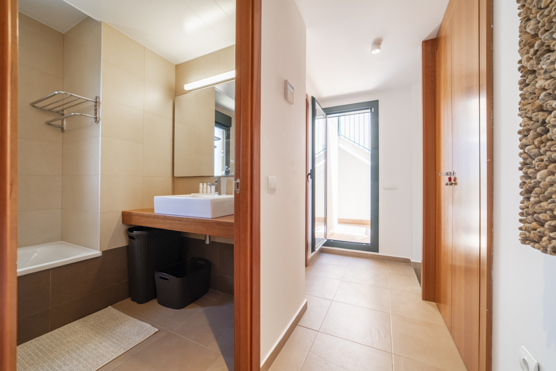 Nienke, Cala Tarida 33