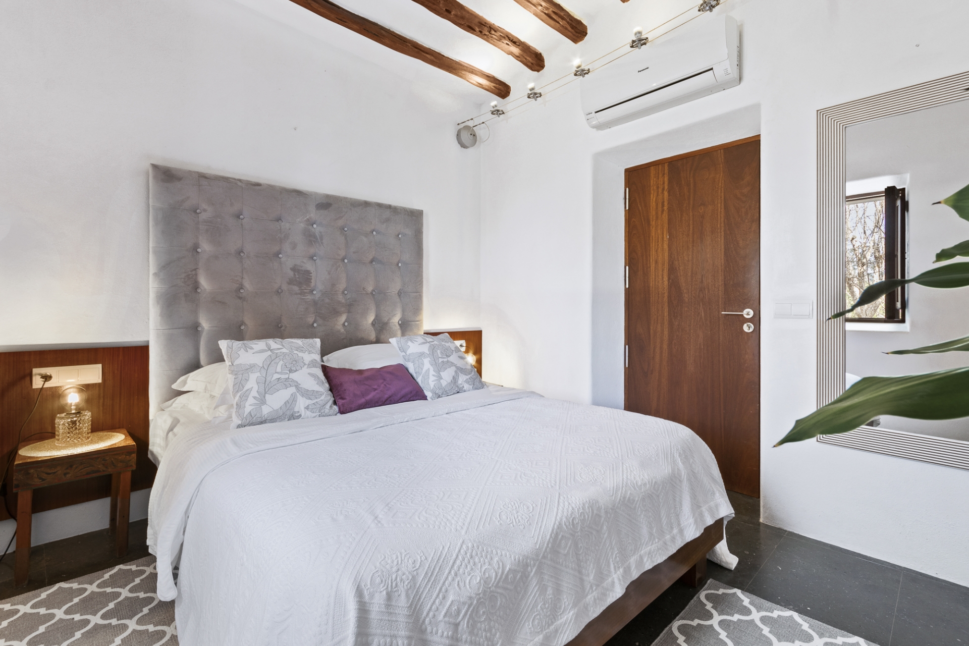 Sanna, San Carlos 115