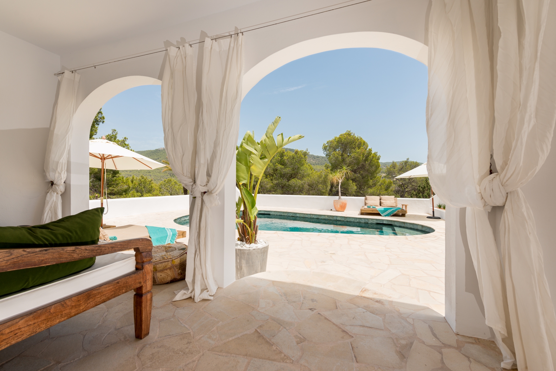 Meera, Cala Vadella 13