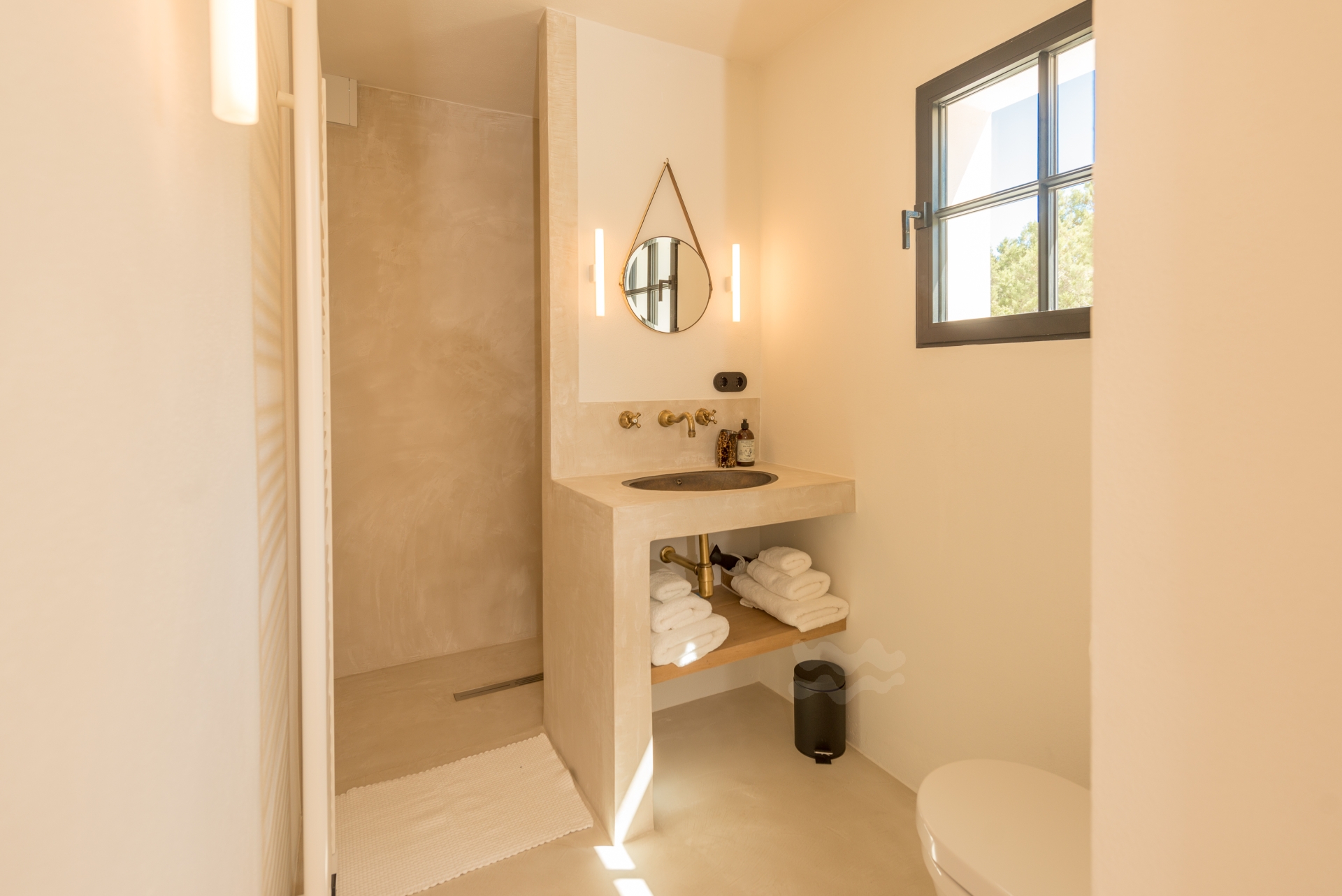 Sophia, Cala Tarida 29